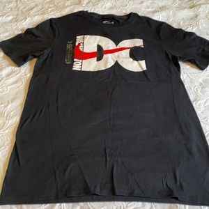 Nike DC tee. nwt size small
